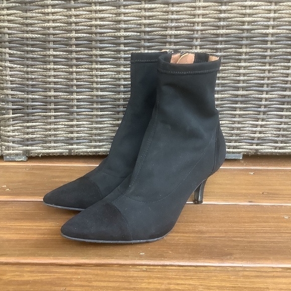 Brenda Zaro Black Suede Ankle Booties Made in Spain - Picture 2 of 11